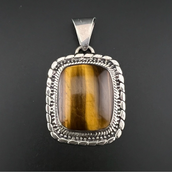 950 Sterling Silver Vintage Cabochon Cut Tiger's Eye Pendant. - Picture 4 of 7
